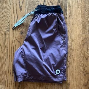 Mens Vuori Kore Short 7” size S